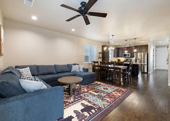New! 5br Family Retreat With Game Room, Ac, Near Downtown & Nau * Flagstaff