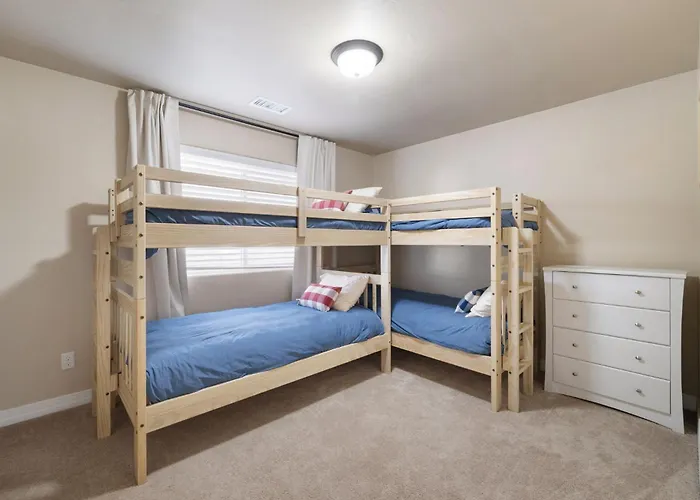 New! 5br Family Retreat With Game Room, Ac, Near Downtown & Nau Flagstaff