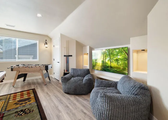 New! 5br Family Retreat With Game Room, Ac, Near Downtown & Nau * Flagstaff